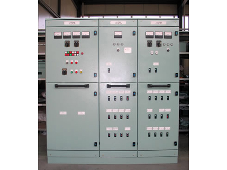 YP系列船用應(yīng)急配電板